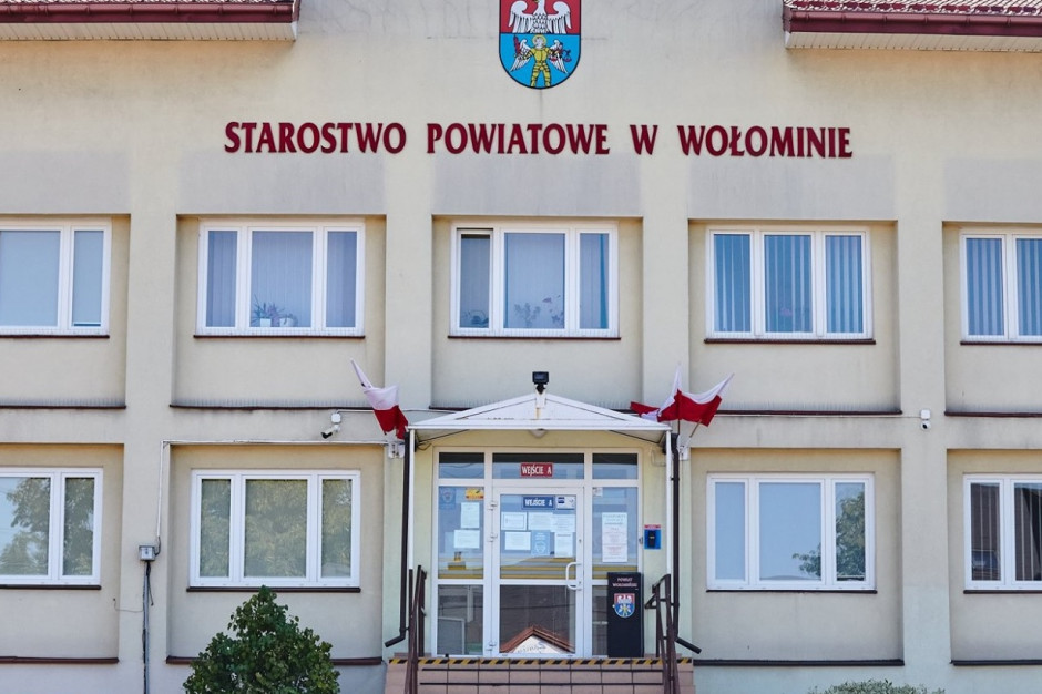 Urzędnicy przyjmowali łapówki w zamian za załatwienie spraw, które należały do ich obowiązków (fot. facebook.com) Urzędnicy przyjmowali łapówki w zamian za załatwienie spraw, które należały do ich obowiązków (fot. facebook.com)
