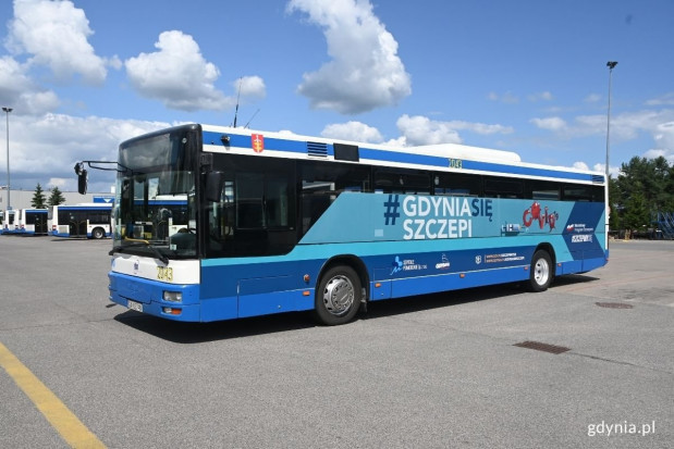 Kolejna zachęta dla niezaszczepionych. Od piątku po Gdyni kursować będzie szczepibus - Vimarsana News