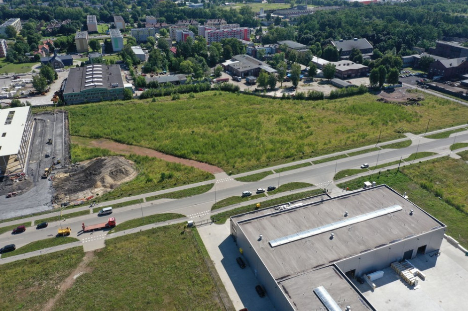 Inwestycja na powierzchni 1,6 ha będzie kosztować ok. 6-8 mln zł (fot. Grzegorz Goik/Hubert Klimek/UMB) Inwestycja na powierzchni 1,6 ha będzie kosztować ok. 6-8 mln zł (fot. Grzegorz Goik/Hubert Klimek/UMB)