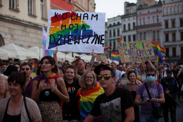 Marsz Równości został zorganizowany przez Stowarzyszenie Queerowy Maj (fot. PAP/Łukasz Gągulski)