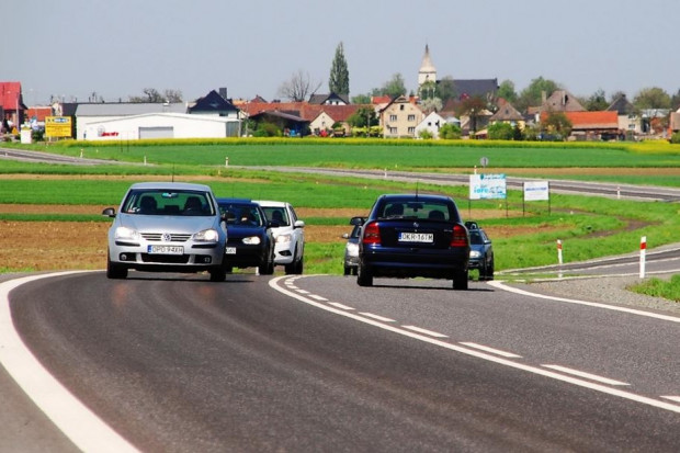 Inwestycje te służą budowie spójnej sieci połączeń drogowych o najwyższym standardzie bezpieczeństwa (fot. gddkia.gov.pl)