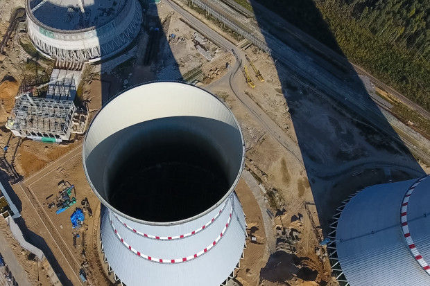 Solorz i Sołowow chcą budować reaktory jądrowe w Pątnowie (fot. shutterstock)