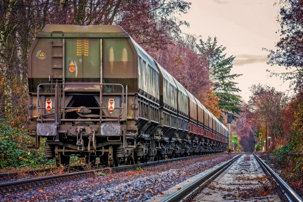 Na zmiany w zakresie podatku od terenów kolejowych JST czekają już prawie 5 lat (Fot. pixabay.com)