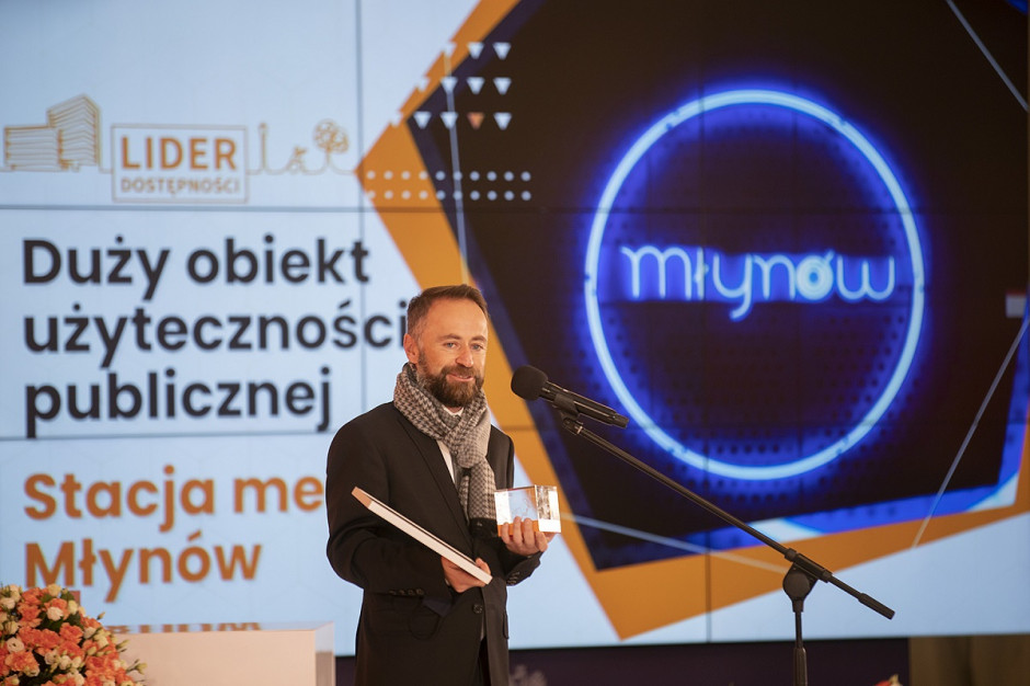 Nagrodę odebrał wiceprezydent Warszawy, Michał Olszewski (fot. UMW) Nagrodę odebrał wiceprezydent Warszawy, Michał Olszewski (fot. UMW)