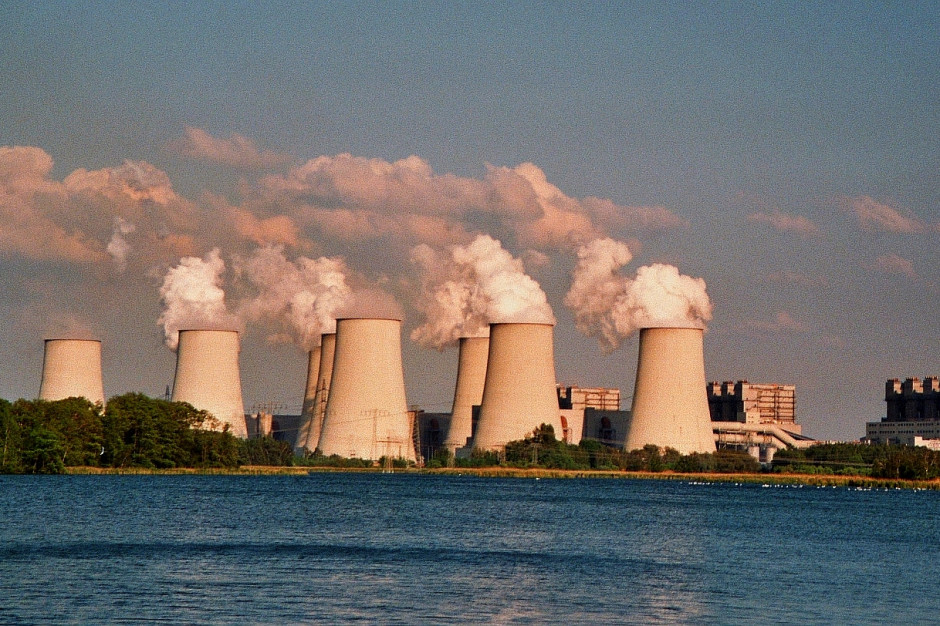 Elektrownia Jänschwalde (fot. wikipedia.org/J.-H. Janßen)