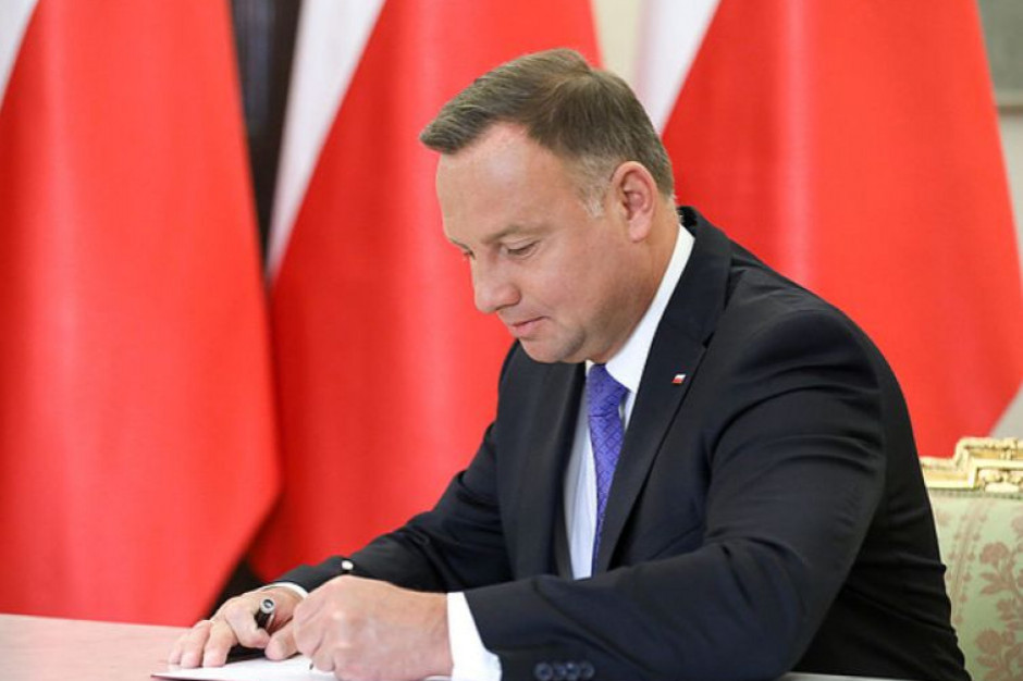 Prezydent Andrzej Duda podpisał nowelę, która zmienia zasady ustalania dochodów JST (fot.prezydent.pl)