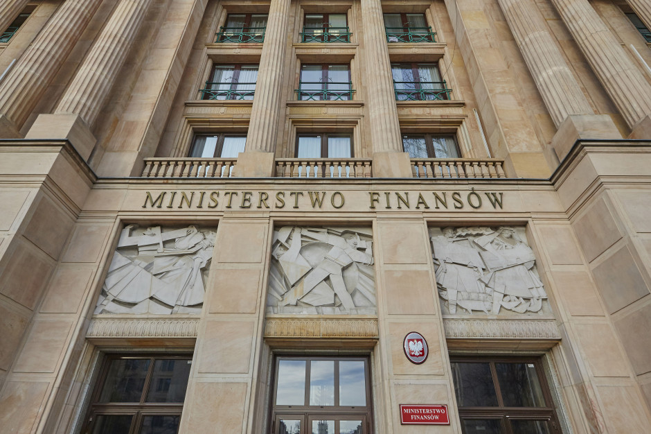 Resort finansów przedstawił kalendarium przekazywania JST środków subwencyjnych na dofinansowanie ich zadań własnych w roku 2021 i 2022. (fot. gov.pl)