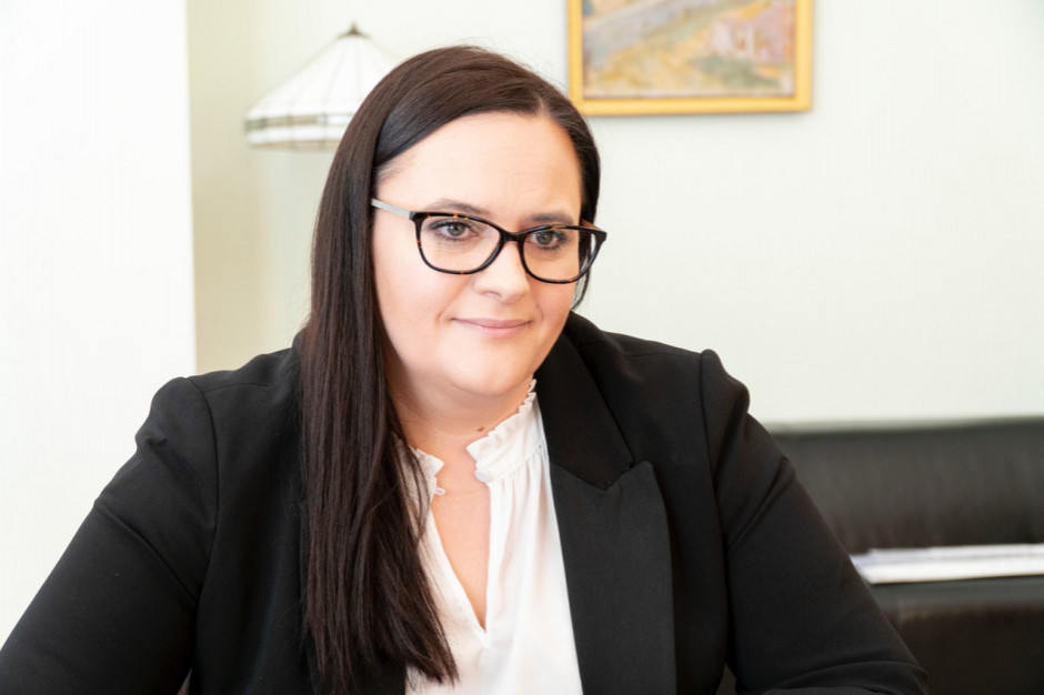 Jarosińska-Jedynak podkreśliła również konieczność utrzymania tempa rozwoju odnawialnych źródeł energii i inteligentnych systemów energetycznych (fot. PTWP) Jarosińska-Jedynak podkreśliła również konieczność utrzymania tempa rozwoju odnawialnych źródeł energii i inteligentnych systemów energetycznych (fot. PTWP)