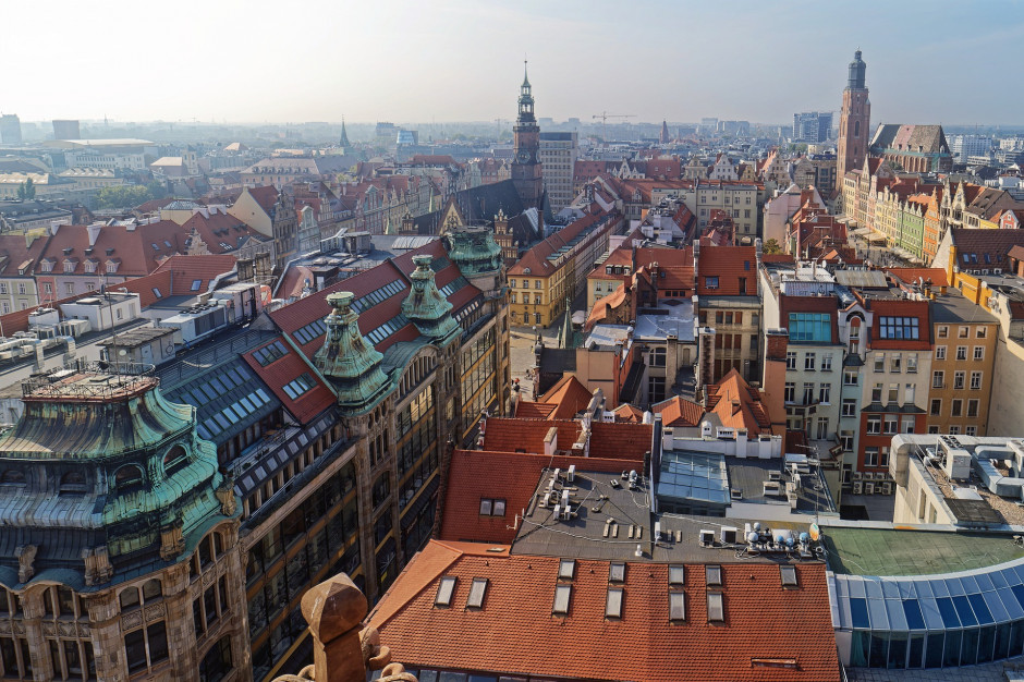 Związek Miast Polskich skupia obecnie 353 miast (fot. pixabay/surprising_shots)