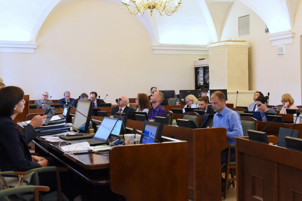 W grudniu pod obrady rady miejskiej w Poznaniu ma trafić projekt uchwały o przekazaniu 100 tys. zł na pomoc dla migrantów (fot. UM Poznań)