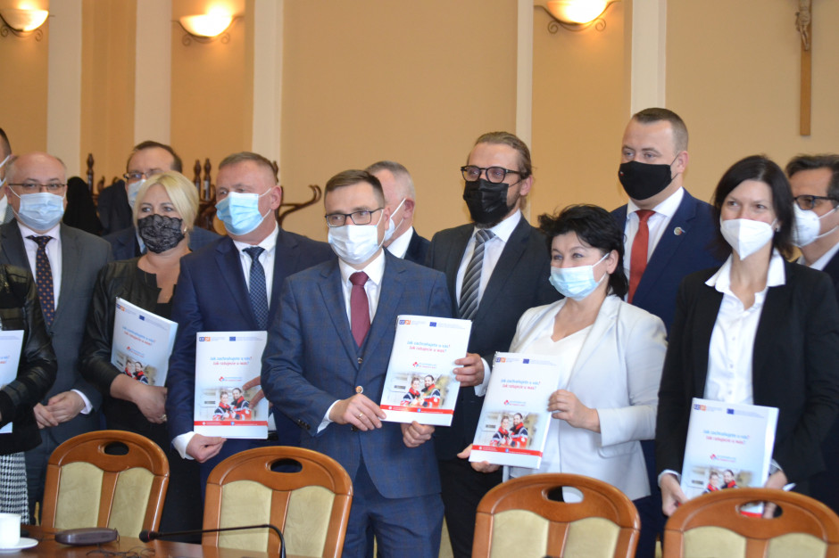 Podpisano deklarację współpracy w ratownictwie medycznym na polsko-czeskim pograniczu
