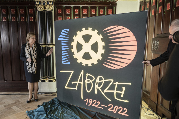 W Sali Witrażowej gmachu Muzeum Górnictwa Węglowego w Zabrzu zaprezentowane zostało nowe logo miasta (fot. zabrze.pl)