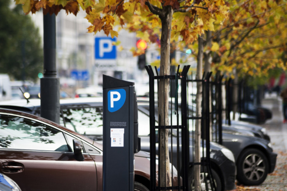 Nowe zasady wydawania parkingowego abonamentu w Warszawie