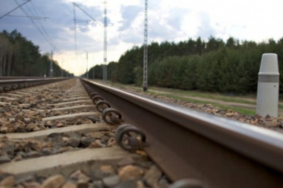 Samorządy dostały do konsultacji warianty linii kolejowej Katowice - Ostrawa