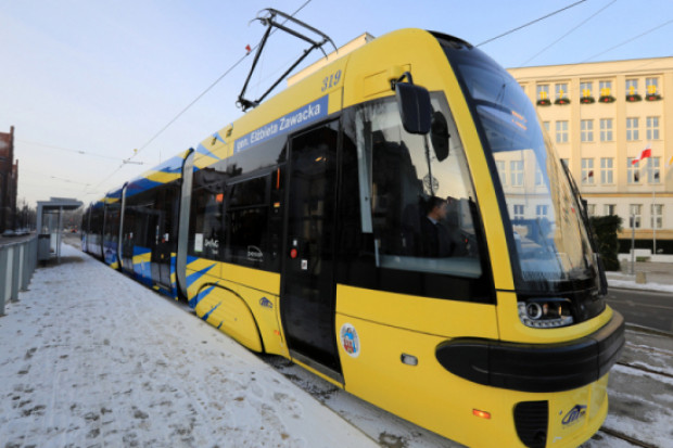 Dziewięć toruńskich tramwajów ma już swoich patronów (fot. torun.pl)