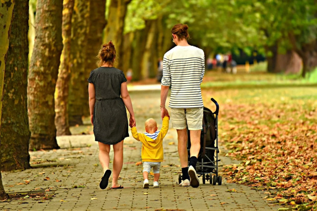 Nowelizacja ma m.in. ułatwić tworzenie nowych rodzin zastępczych (Fot. pixabay.com)