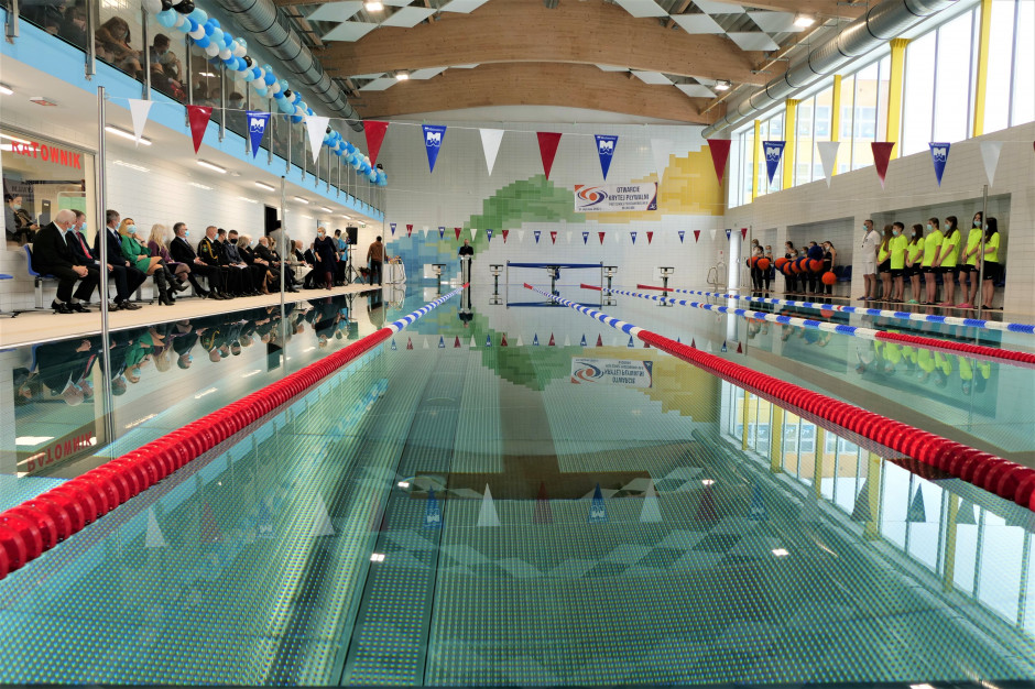 Otwarto basen szkolny w Chełmie; inwestycję dofinansowało Ministerstwo Sportu