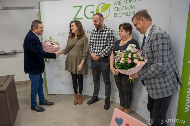 Burmistrz Jarocina powiedział, że urząd zastanawia się także nad wprowadzenie programu na rzecz wieloraczków (fot. UMJ)