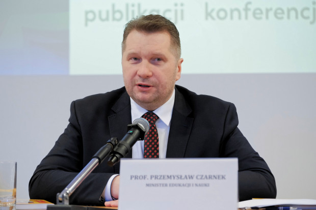 Minister Przemysław Czarnek poinformował, że prace nad nową wersją ustawy już trwają (fot. PAP/Mateusz Marek)