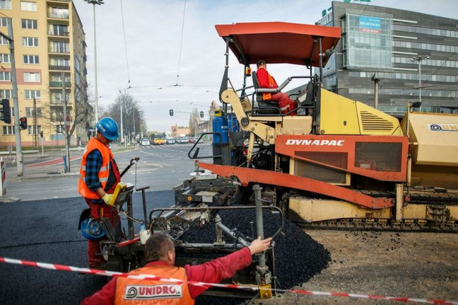 Wiele samorządowych inwestycji drogowych jest dziś zagrożonych. (fot. UM Łódź)