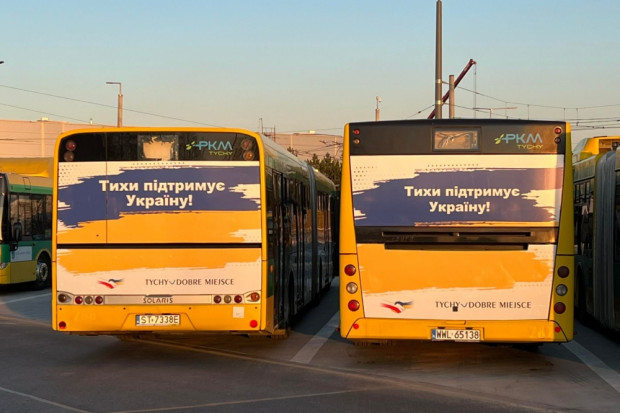 Autobusy ruszyły w drogę w czwartek o świcie (fot. PKM Tychy)