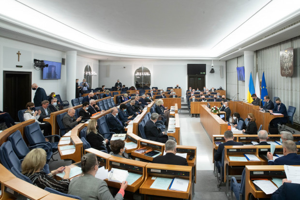 Posiedzenie Senatu (fot. twitter.com/PolskiSenat)