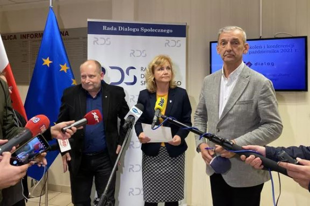 Przed posiedzeniem RDS oba związki zapowiedziały konferencję prasową pod hasłem: Żądania płacowe ZNP i FZZ (fot.arch/ZNP)