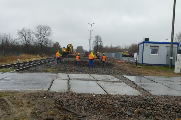 Rozpoczynają się prace na odcinku, który wydłuży przywrócone w 2021 r. kolejowe połączenie Mielec - Dębica (fot. PKP PLK)