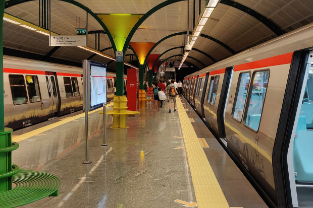 Stacja metra w Stambule. Fot. Btian P. Dorsam, wikipedia, CC BY-SA 4.0