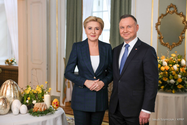 Para prezydencka Andrzej Duda i Agata Kornhauser-Duda. (Fot. KPRM/JakubSzymczuk)