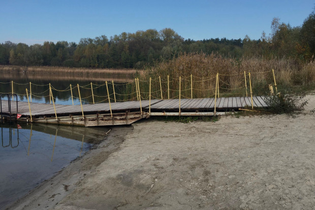 Problem drastycznego spadku poziomu lustra wody w jeziorach wschodniej Wielkopolski nasila się z roku na rok (fot. Stowarzyszenie Ekologiczne Eko-Przyjezierze/FB)