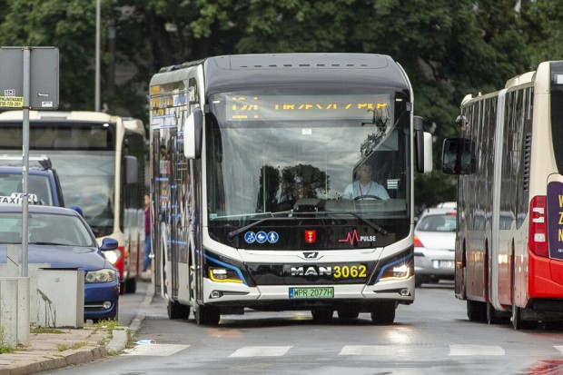 Wyłonione w przetargu autobusy charakteryzować mają się jak największym zasięgiem oraz jak największą pojemnością baterii (fot. gdansk.pl/Jerzy Pinkas)