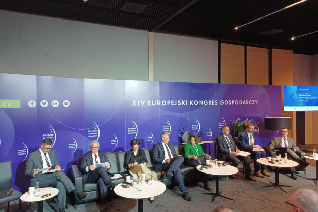 Dyskusja o zielonych miastach odbyła się podczas Europejskiego Kongresu Gospodarczego w Katowicach (fot.ptwp/KO)