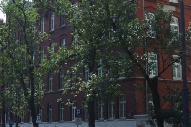 Samodzielny Wojewódzki Zespół Psychiatrycznej Opieki Zdrowotnej w Warszawie zanotował 12,1 mln zł straty (Fot. facebook.com/szpitalnowowiejski)