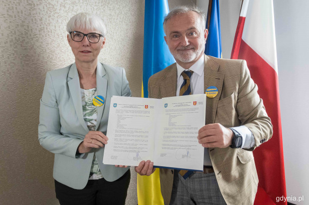 Za deklaracjami wsparcia od samego początku stoją konkretne czyny. Takie jak kolejny transport z pomocą humanitarną (fot. gdynia.pl)
