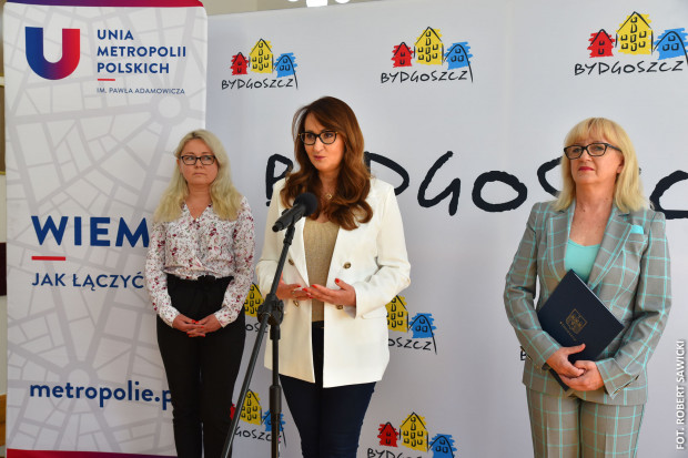 Renata Kaznowska, wiceprezydent Warszawy, mówiła, że samorządy nie poradzą sobie same w zorganizowaniu nauki dla dzieci uchodźców. Fot. UMP