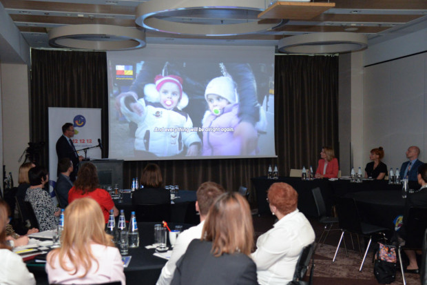 Obrady ENOC rozpoczęły się od przedstawienia najnowszego raportu o sytuacji ukraińskich dzieci (fot. brpd.gov.pl)