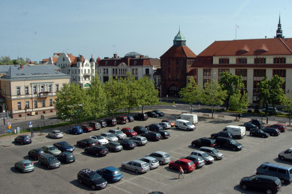 Rada Miejska w Słupsku podniosła średnio o 60 proc. stawki opłat za postój w strefie płatnego parkowania (Fot. materiały UM Słupsk)