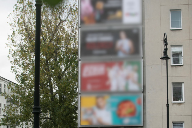 Uchwała reklamowa jest odpowiedzią na pogłębiający się pro­blem zaśmiecania miasta chaotycznie rozmieszczonymi rekla­mami (fot. ilustr. Flickr)