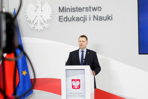 Rozporządzenie ministra edukacji ma wejść w życie 1 września 2022 r., tj. wraz z wejściem w życie nowelizacji Karty nauczyciela w zakresie oceny pracy nauczycieli ( fot.gov.pl)