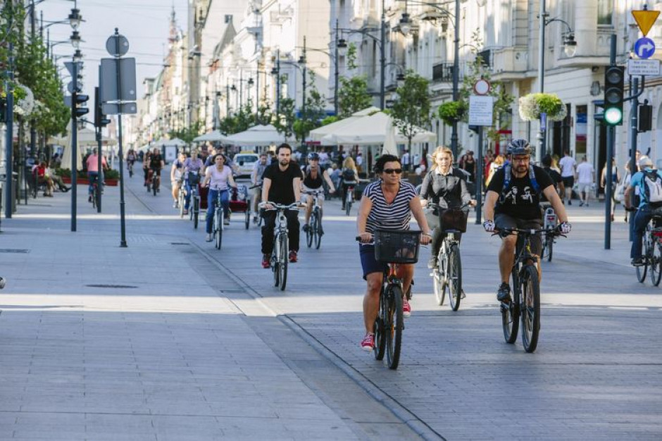 W Łodzi zostały właśnie wprowadzone nowe standardy rowerowe (fot. lodz.pl) W Łodzi zostały właśnie wprowadzone nowe standardy rowerowe (fot. lodz.pl)