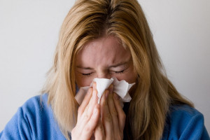 Światowa Organizacja Zdrowia przestrzega, iż w tym roku sezon grypowy będzie cięższy niż poprzedni (fot.pixabay.com)