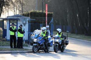 Sześć nowych policyjnych motocykli można już zobaczyć na drogach woj. śląskiego (Fot. ilustracyjne PAP/Tomasz Gzell)