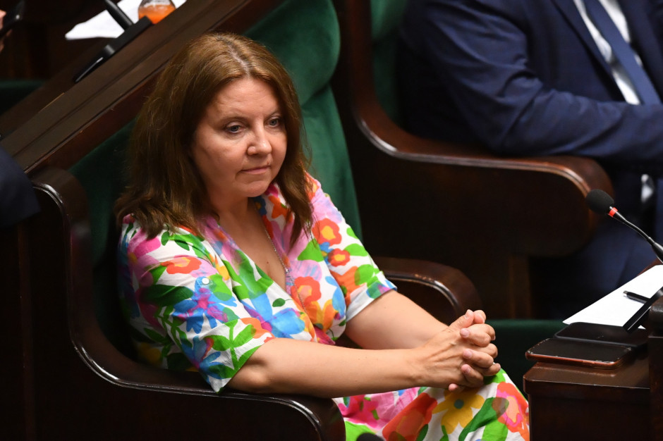 Fragment dotyczący in vitro powinien zostać usunięty z podręcznika do HiT - uważa posłanka PiS Joanna Lichocka (Fot. PAP/Radek Pietruszka) Lichocka: fragment o in vitro powinien zostać usunięty z podręcznika HiT