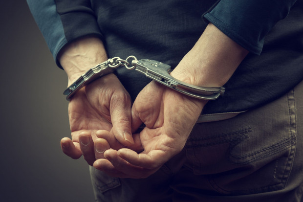 Sąd aresztował salezjanina ks. Grzegorza O., dyrektora szkoły podstawowej w Lubinie (fot. shutterstock)