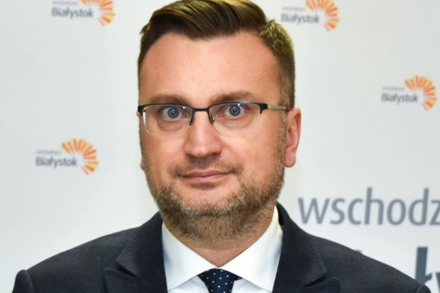 Wiceprezydent Białegostoku dał nauczycielom zielone światło do niekorzystania z podręcznika do HiT autorstwa prof. Wojciecha Roszkowskiego (fot. FB/Rafał Rudnicki)