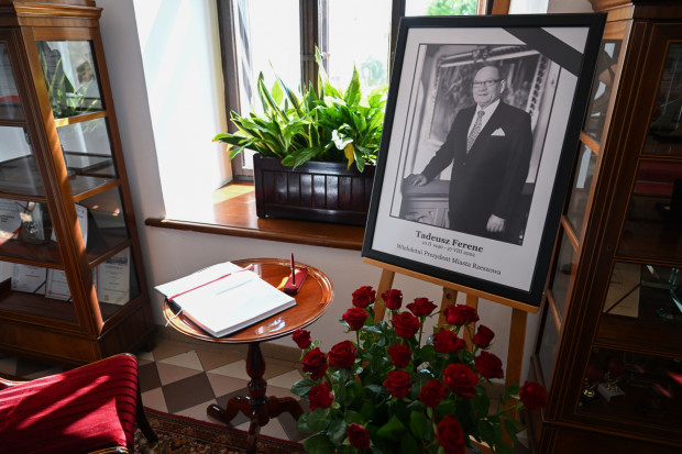 Tadeusz Ferenc był prezydentem Rzeszowa przez 19 lat (fot. PAP/Darek Delmanowicz)