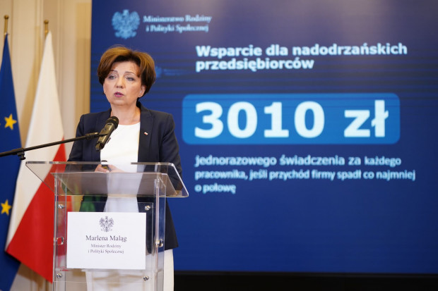 Minister rodziny i polityki społecznej zapewnia wsparcie dla poszkodowanych firm (fot. TT/Marlena Maląg)