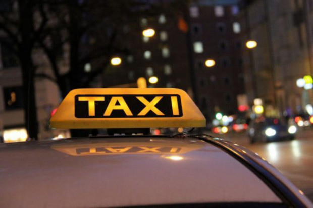 Uchwała jest odpowiedzią na postulaty taksówkarzy, ale również chroni interesy pasażerów (fot.pixabay)