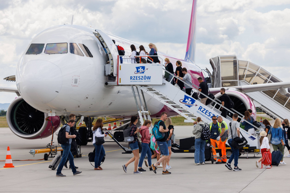 Do rekordowego ruchu na rzeszowskim lotnisku najbardziej przyczyniły się wakacyjne loty czarterowe. Fot. Port Lotniczy Rzeszów-Jasionka